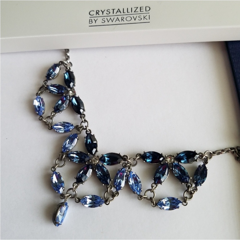 Swarovski Crystallized Blue Shades Marquis Crystal Floral Leaf Necklace NWT - Picture 11 of 13